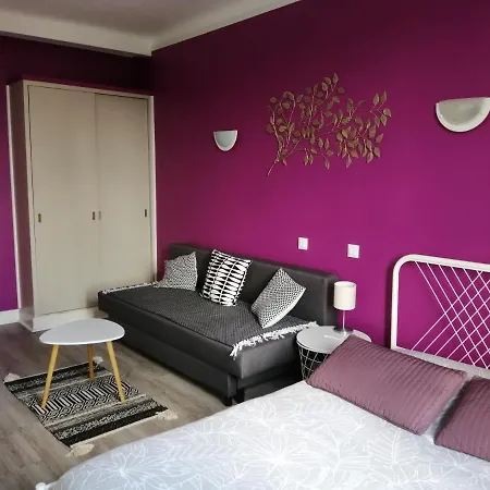 Du Grand Monarque Hotell Varennes-en-Argonne