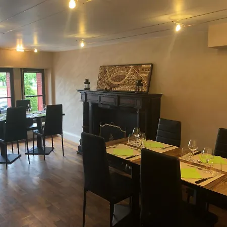 Du Grand Monarque Hotell Varennes-en-Argonne