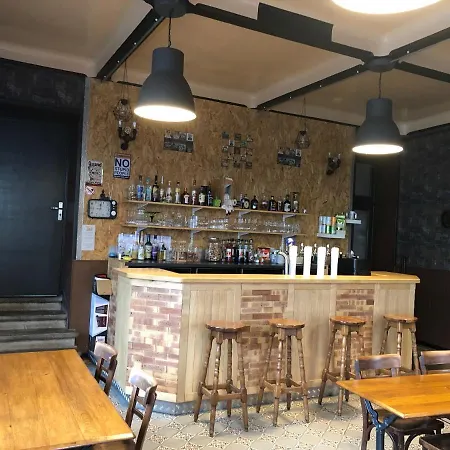 Отель Du Grand Monarque *