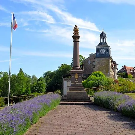 Du Grand Monarque Hotel