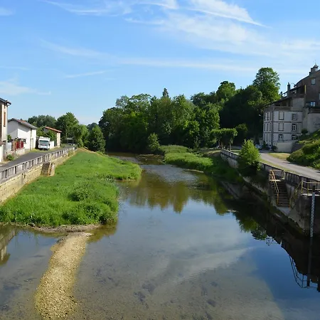 Du Grand Monarque Hotell